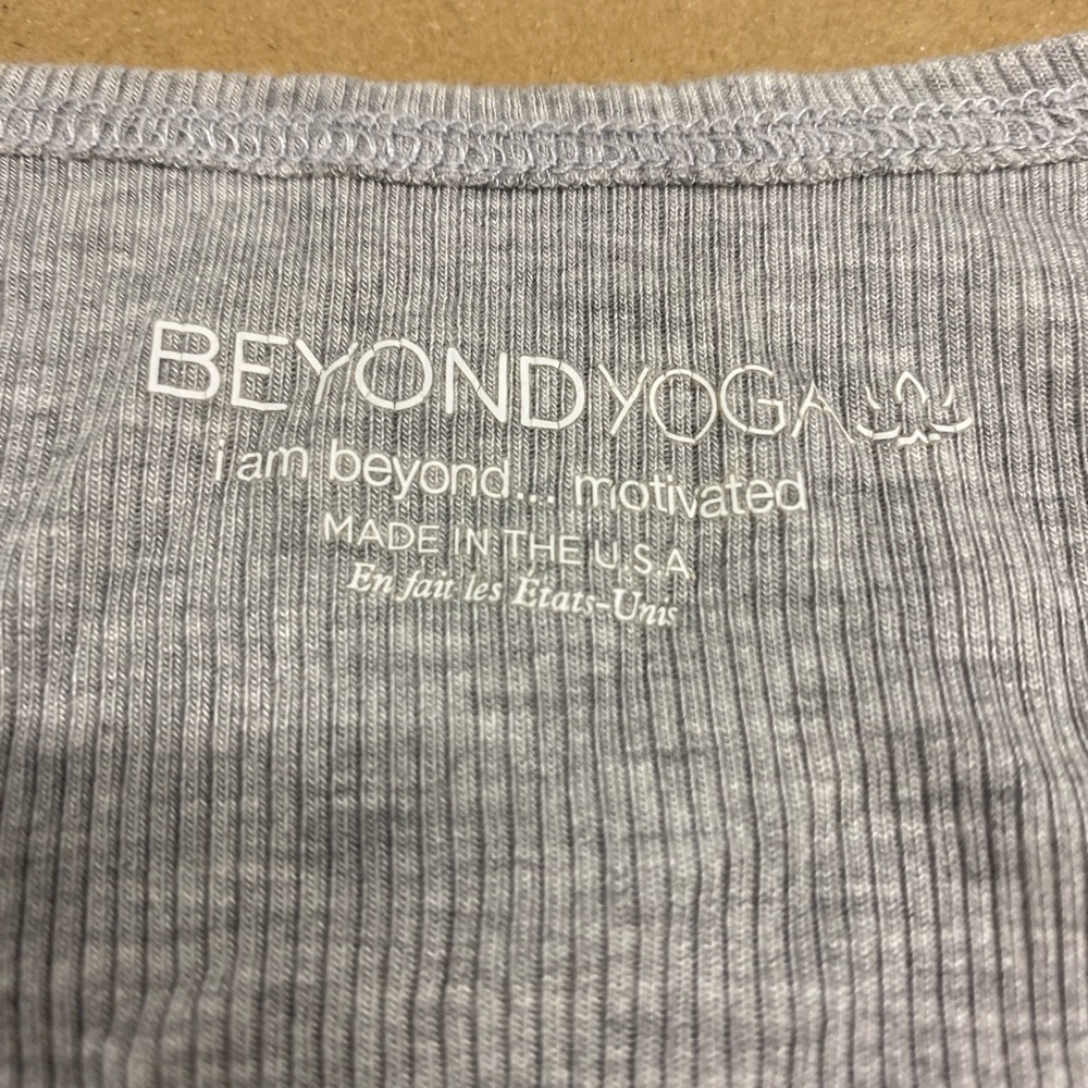 Beyond Yoga Top - Picture 15 of 16